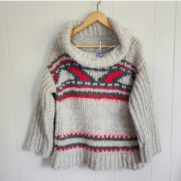 Free People Cozy Caravelli Sweater Alpaca Turtleneck — perfect for Fall! - Picture 2 of 10